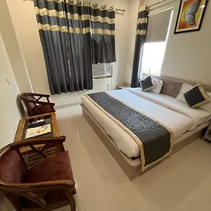 Kavana Hotel